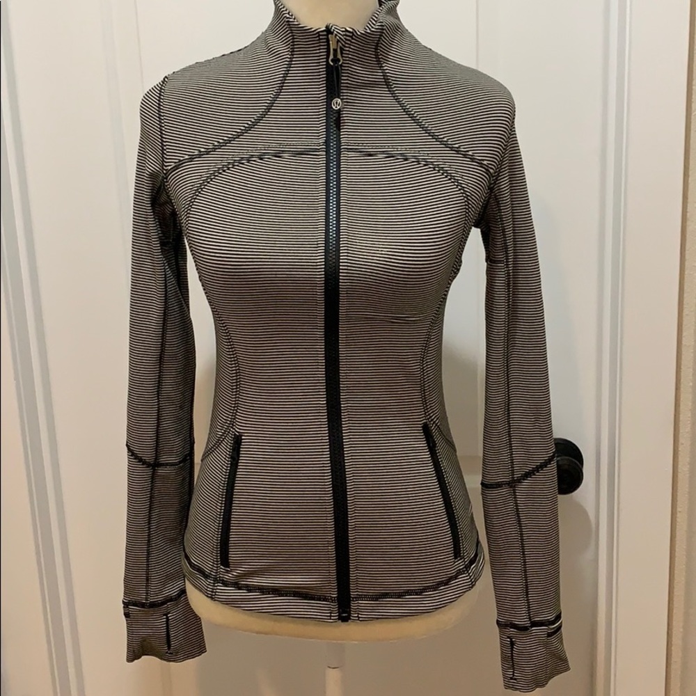 Lululemon RARE Forme jacket in tonka stripe